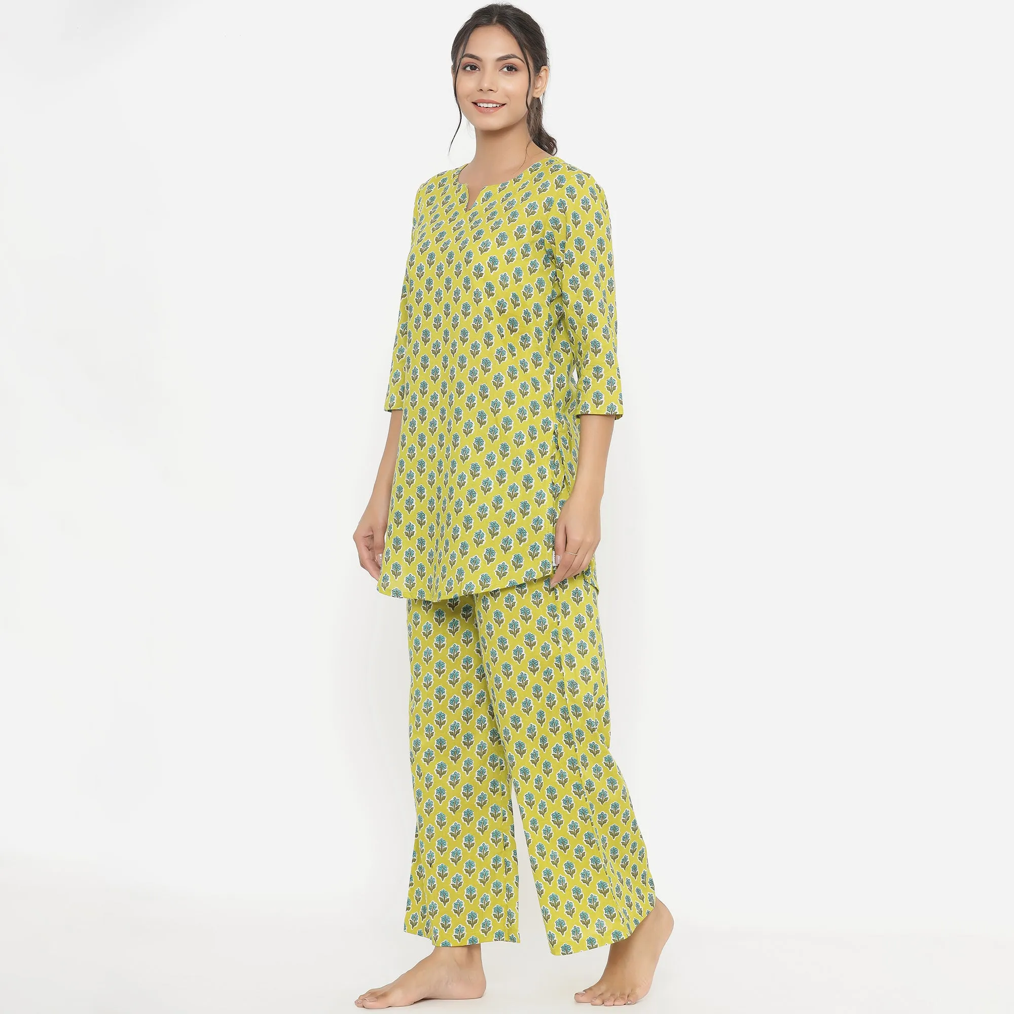 Floweret on Green loungewear